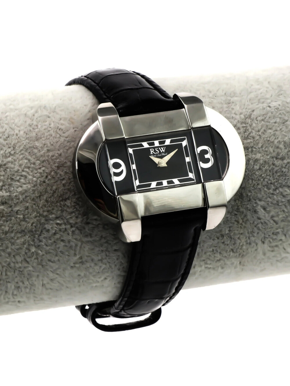RSW Quartz 41 x 23 mm RSW6900 Leather Strap 3ATM